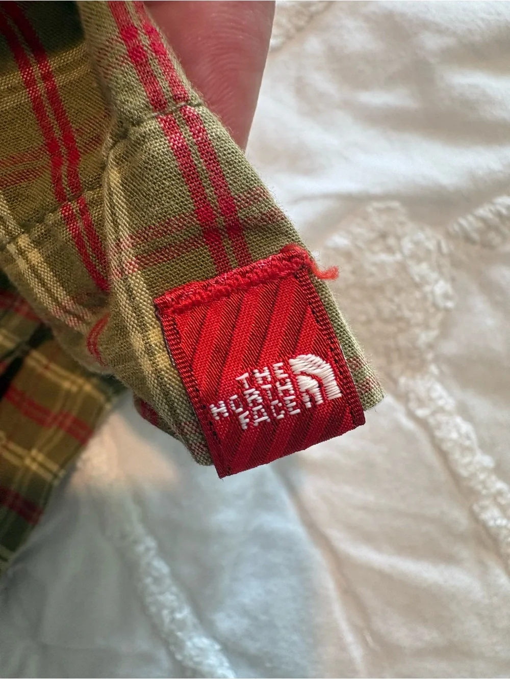 The North Face Olive and Red Plaid Short-Sleeve Button-Down Shirt XL